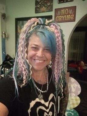 Meet your Posher, Christine